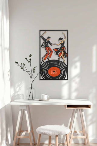 artnzu Retro Ritim Plaktaki Adımlar Renkli Metal Duvar Tablosu