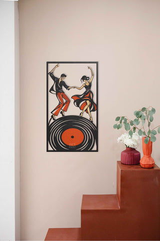 artnzu Retro Ritim Plaktaki Adımlar Renkli Metal Duvar Tablosu